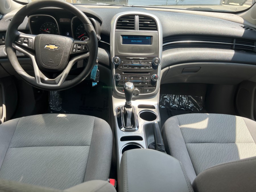 Used Chevrolet Malibu 4dr Sdn LS w/1LS 2014 | Bristol Auto Center LLC. Bristol, Connecticut Used Chevrolet Malibu 4dr Sdn LS w/1LS 2014 | Bristol Auto Center LLC. Bristol, Connecticut