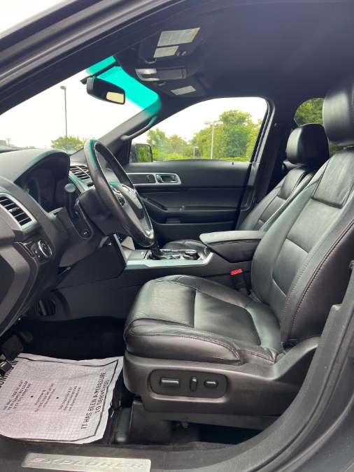 Used Ford Explorer 4WD 4dr Limited 2015 | A-Tech. Medford, Massachusetts Used Ford Explorer 4WD 4dr Limited 2015 | A-Tech. Medford, Massachusetts