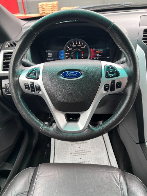 Used Ford Explorer 4WD 4dr Limited 2015 | A-Tech. Medford, Massachusetts Used Ford Explorer 4WD 4dr Limited 2015 | A-Tech. Medford, Massachusetts