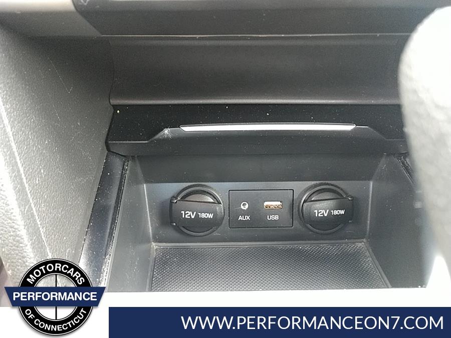 2018 Hyundai Elantra SE 2.0L Auto (Alabama), available for sale in Wilton, Connecticut | Performance Motor Cars Of Connecticut LLC. Wilton, Connecticut 2018 Hyundai Elantra SE 2.0L Auto (Alabama), available for sale in Wilton, Connecticut | Performance Motor Cars Of Connecticut LLC. Wilton, Connecticut
