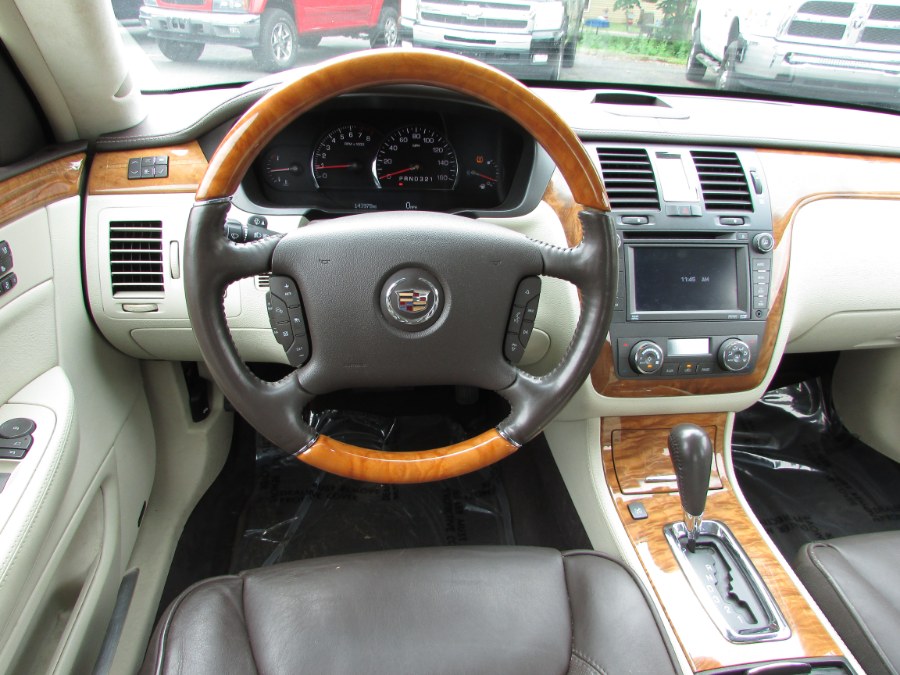 2009 Cadillac DTS 4dr Sdn w/1SA, available for sale in East Windsor, Connecticut | United Auto Sales of E Windsor, Inc. East Windsor, Connecticut 2009 Cadillac DTS 4dr Sdn w/1SA, available for sale in East Windsor, Connecticut | United Auto Sales of E Windsor, Inc. East Windsor, Connecticut