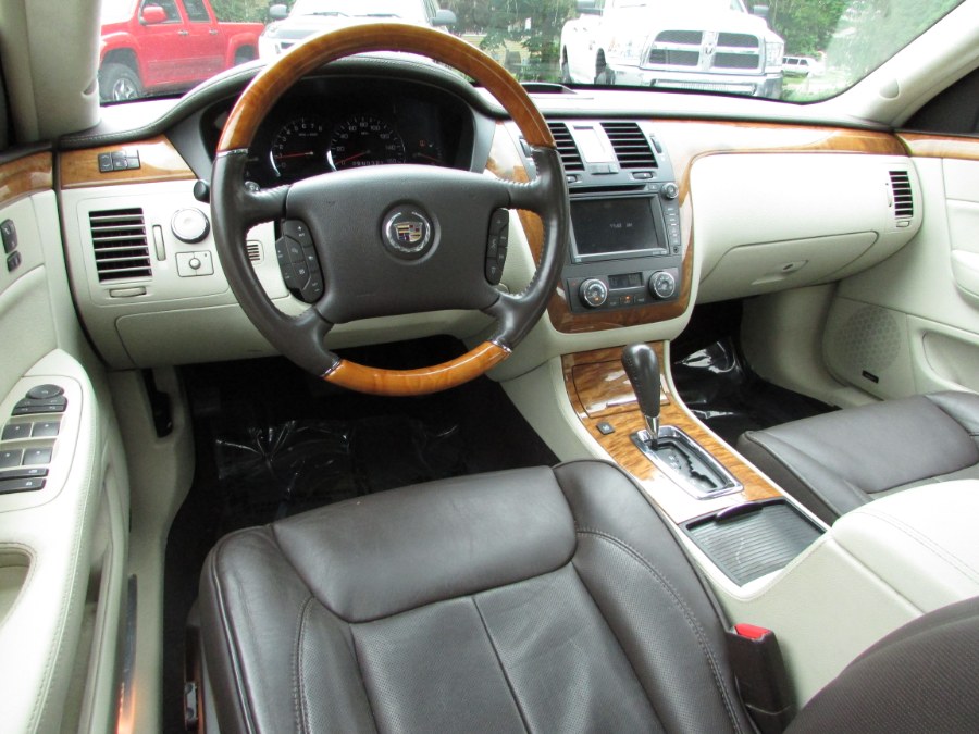 2009 Cadillac DTS 4dr Sdn w/1SA, available for sale in East Windsor, Connecticut | United Auto Sales of E Windsor, Inc. East Windsor, Connecticut 2009 Cadillac DTS 4dr Sdn w/1SA, available for sale in East Windsor, Connecticut | United Auto Sales of E Windsor, Inc. East Windsor, Connecticut