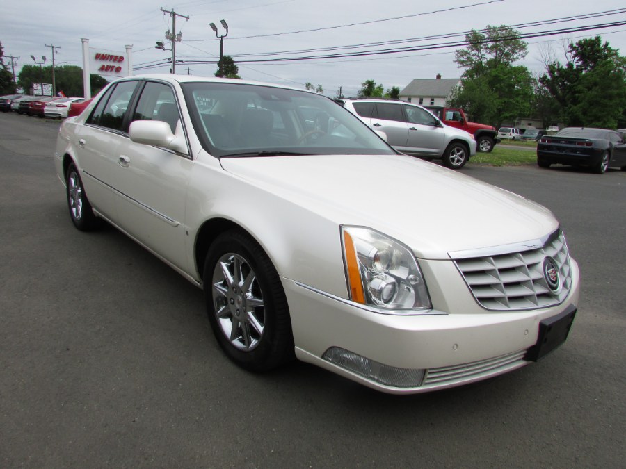 2009 Cadillac DTS 4dr Sdn w/1SA, available for sale in East Windsor, Connecticut | United Auto Sales of E Windsor, Inc. East Windsor, Connecticut 2009 Cadillac DTS 4dr Sdn w/1SA, available for sale in East Windsor, Connecticut | United Auto Sales of E Windsor, Inc. East Windsor, Connecticut