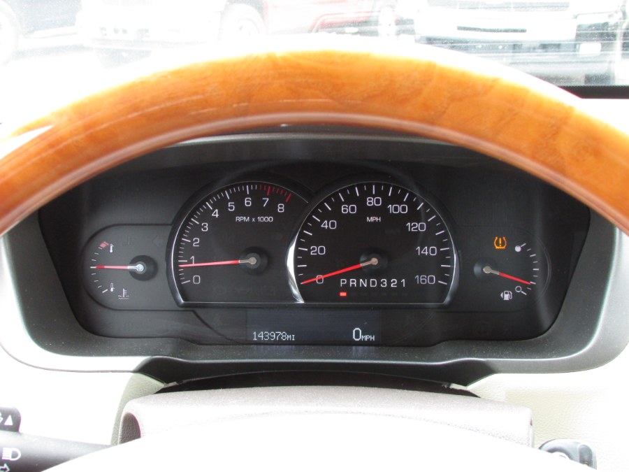 2009 Cadillac DTS 4dr Sdn w/1SA, available for sale in East Windsor, Connecticut | United Auto Sales of E Windsor, Inc. East Windsor, Connecticut 2009 Cadillac DTS 4dr Sdn w/1SA, available for sale in East Windsor, Connecticut | United Auto Sales of E Windsor, Inc. East Windsor, Connecticut