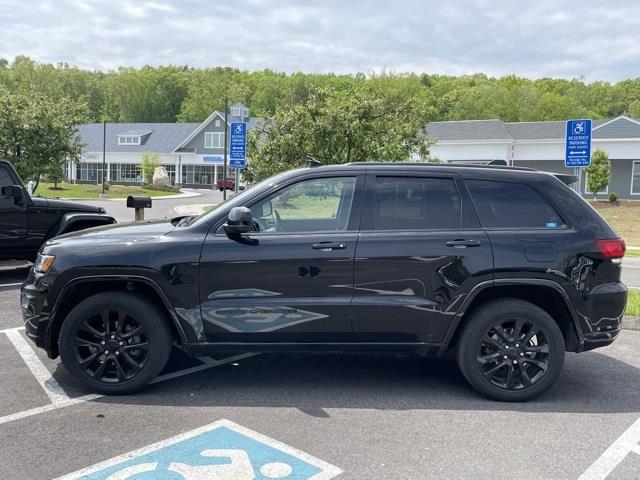 Used Jeep Grand Cherokee Altitude 2019 | Blasius of Danbury. Danbury, Connecticut Used Jeep Grand Cherokee Altitude 2019 | Blasius of Danbury. Danbury, Connecticut