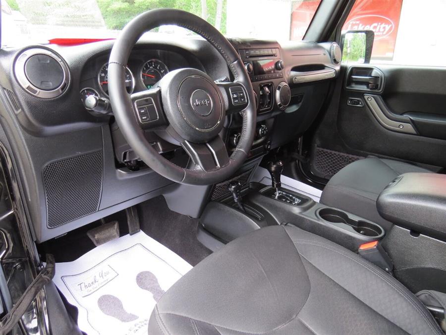 Used Jeep Wrangler Unlimited Sport S 4x4 4dr SUV 2017 | Lake City Exports Inc. Auburn, Maine Used Jeep Wrangler Unlimited Sport S 4x4 4dr SUV 2017 | Lake City Exports Inc. Auburn, Maine
