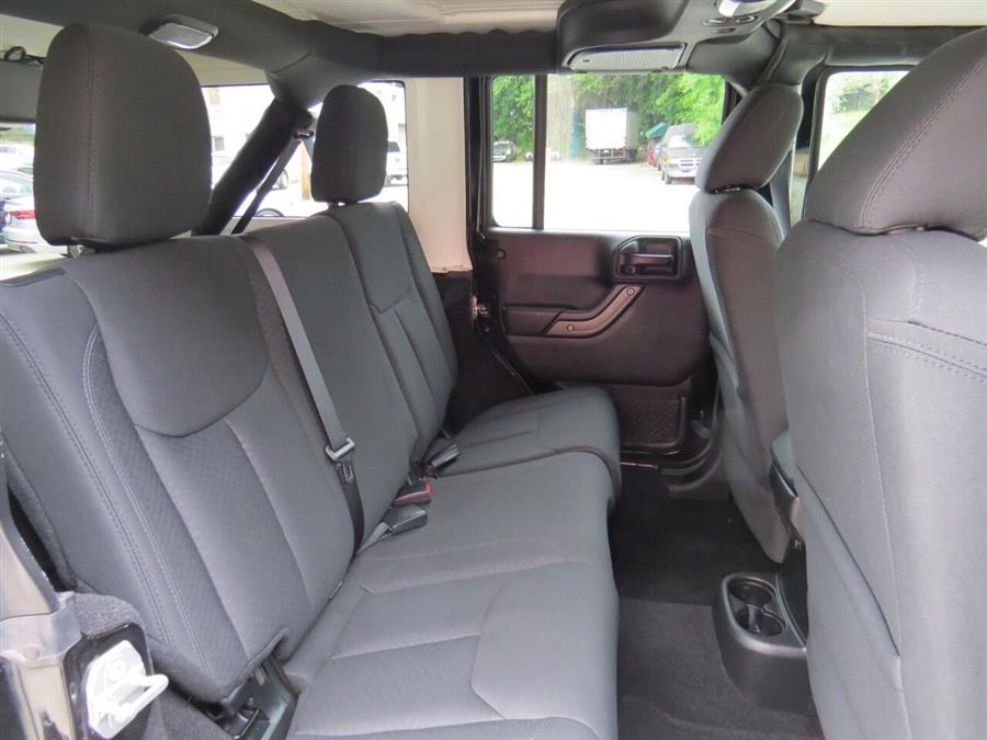Used Jeep Wrangler Unlimited Sport S 4x4 4dr SUV 2017 | Lake City Exports Inc. Auburn, Maine Used Jeep Wrangler Unlimited Sport S 4x4 4dr SUV 2017 | Lake City Exports Inc. Auburn, Maine