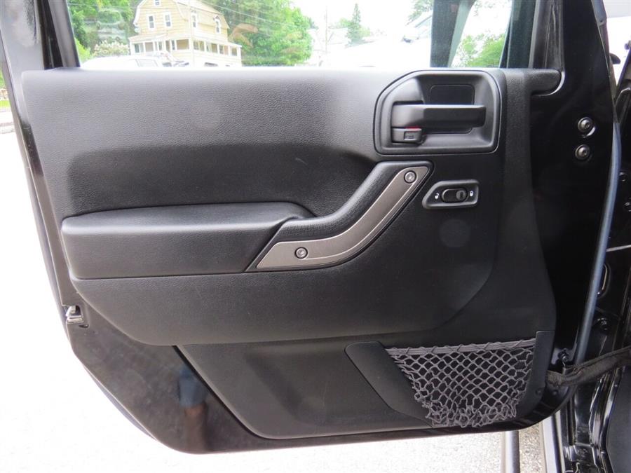 Used Jeep Wrangler Unlimited Sport S 4x4 4dr SUV 2017 | Lake City Exports Inc. Auburn, Maine Used Jeep Wrangler Unlimited Sport S 4x4 4dr SUV 2017 | Lake City Exports Inc. Auburn, Maine