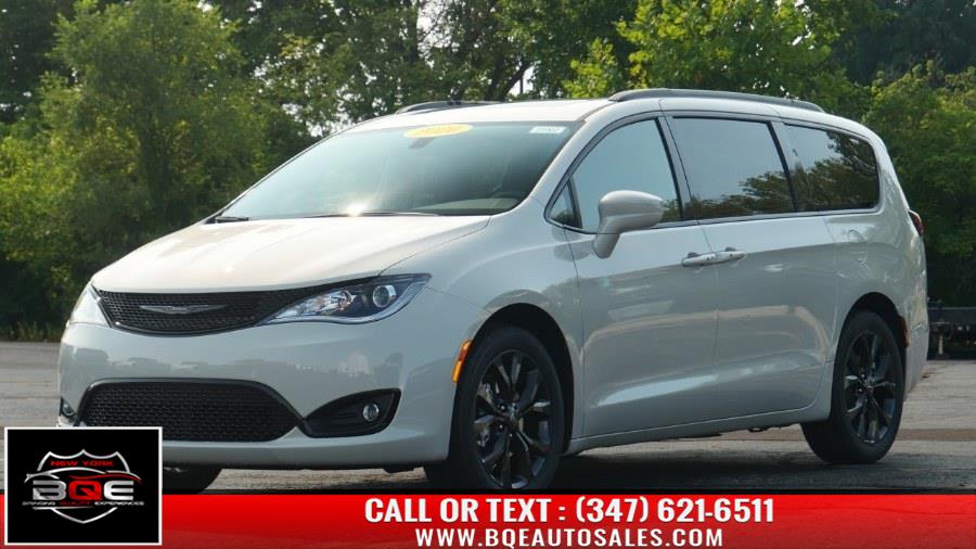 2021 Chrysler Pacifica Hybrid Touring L FWD, available for sale in Brooklyn, New York | BQE Auto Sales. Brooklyn, New York 2021 Chrysler Pacifica Hybrid Touring L FWD, available for sale in Brooklyn, New York | BQE Auto Sales. Brooklyn, New York