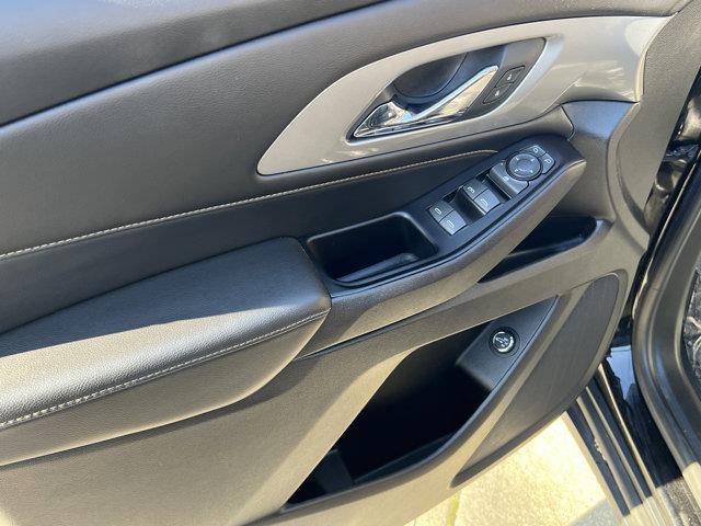 Used Chevrolet Traverse LT Cloth 2018 | NY Luxury Motors. Elmont, New York Used Chevrolet Traverse LT Cloth 2018 | NY Luxury Motors. Elmont, New York