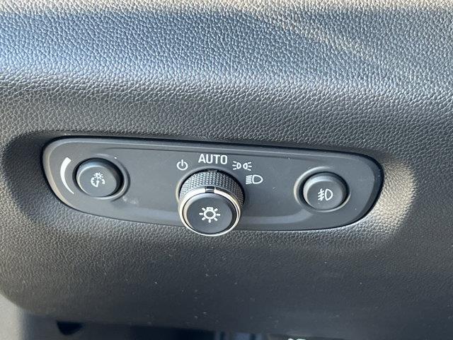 Used Chevrolet Traverse LT Cloth 2018 | NY Luxury Motors. Elmont, New York Used Chevrolet Traverse LT Cloth 2018 | NY Luxury Motors. Elmont, New York