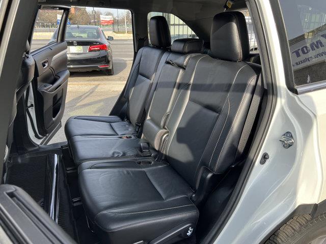Used Toyota Highlander XLE 2018 | NY Luxury Motors. Elmont, New York Used Toyota Highlander XLE 2018 | NY Luxury Motors. Elmont, New York