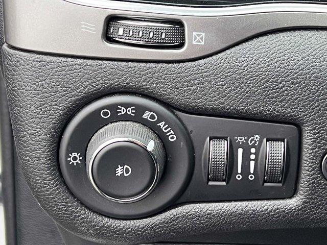 Used Jeep Cherokee Limited 2019 | NY Luxury Motors. Elmont, New York Used Jeep Cherokee Limited 2019 | NY Luxury Motors. Elmont, New York