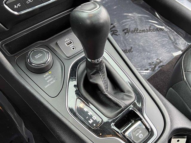 Used Jeep Cherokee Limited 2019 | NY Luxury Motors. Elmont, New York Used Jeep Cherokee Limited 2019 | NY Luxury Motors. Elmont, New York