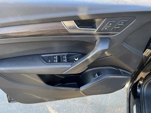 Used Audi Q5 Premium Plus 2018 | NY Luxury Motors. Elmont, New York Used Audi Q5 Premium Plus 2018 | NY Luxury Motors. Elmont, New York