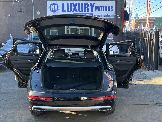 Used Audi Q5 Premium Plus 2018 | NY Luxury Motors. Elmont, New York Used Audi Q5 Premium Plus 2018 | NY Luxury Motors. Elmont, New York
