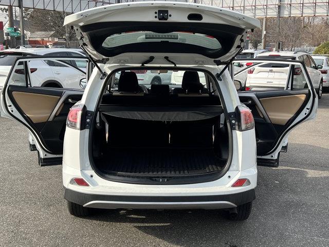 Used Toyota Rav4 XLE 2018 | NY Luxury Motors. Elmont, New York Used Toyota Rav4 XLE 2018 | NY Luxury Motors. Elmont, New York