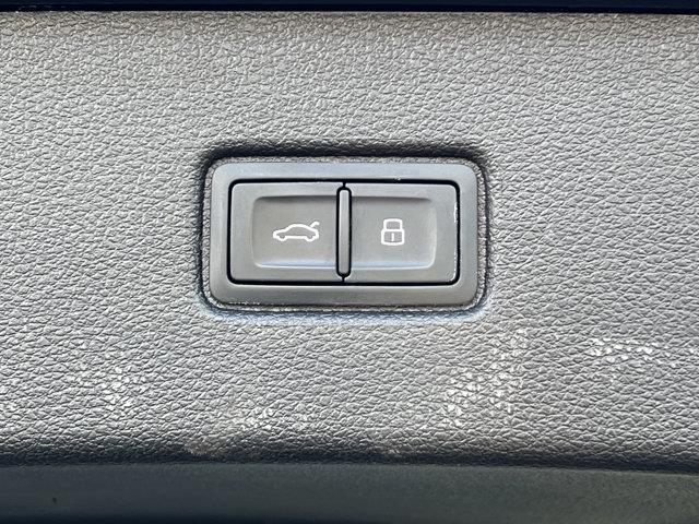 Used Audi Q7 Prestige 2018 | NY Luxury Motors. Elmont, New York Used Audi Q7 Prestige 2018 | NY Luxury Motors. Elmont, New York