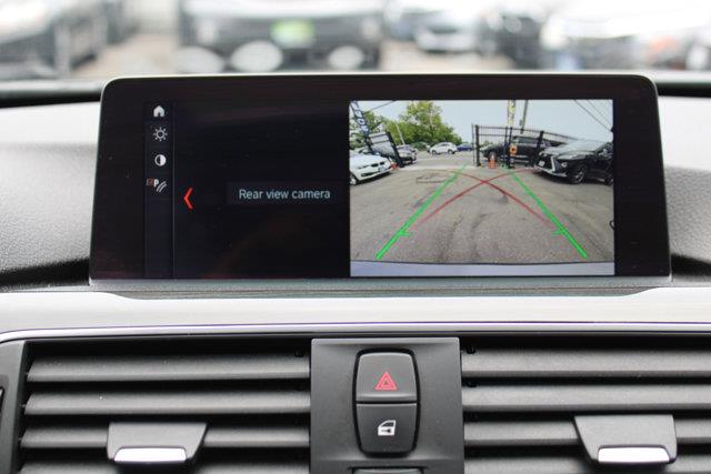 Used BMW 3 Series 320i xDrive 2018 | NY Luxury Motors. Elmont, New York Used BMW 3 Series 320i xDrive 2018 | NY Luxury Motors. Elmont, New York