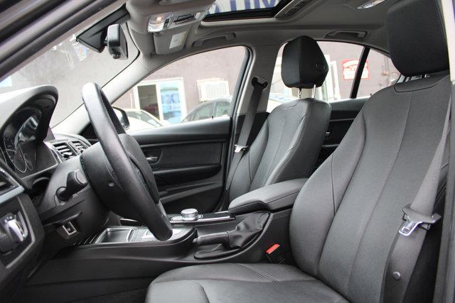 Used BMW 3 Series 320i xDrive 2018 | NY Luxury Motors. Elmont, New York Used BMW 3 Series 320i xDrive 2018 | NY Luxury Motors. Elmont, New York