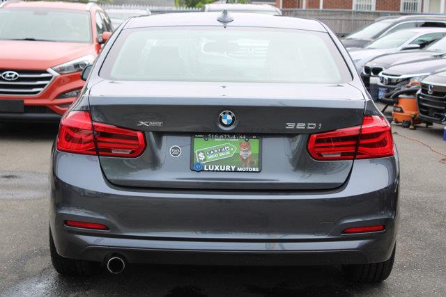 Used BMW 3 Series 320i xDrive 2018 | NY Luxury Motors. Elmont, New York Used BMW 3 Series 320i xDrive 2018 | NY Luxury Motors. Elmont, New York