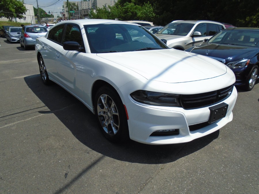 2016 Dodge Charger 4dr Sdn SXT AWD, available for sale in Waterbury, Connecticut | Jim Juliani Motors. Waterbury, Connecticut