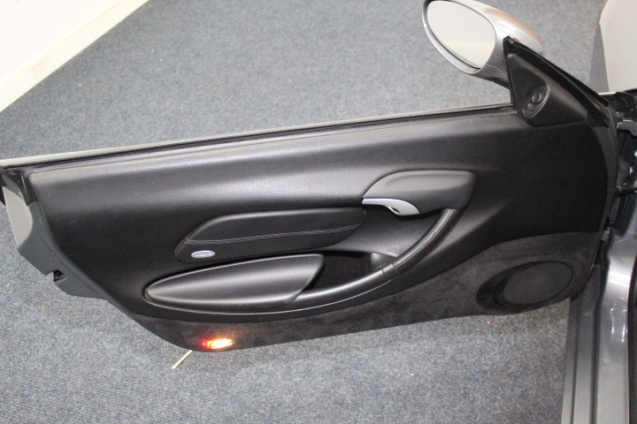 Used Porsche Boxster 2dr Roadster 5-Spd Manual 2003 | New England Auto Sales LLC. Plainville, Connecticut Used Porsche Boxster 2dr Roadster 5-Spd Manual 2003 | New England Auto Sales LLC. Plainville, Connecticut
