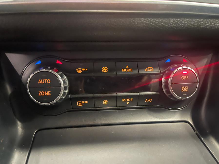 Used Mercedes-Benz CLA-Class 4dr Sdn CLA 250 4MATIC 2014 | Car Factory Inc.. Bronx, New York Used Mercedes-Benz CLA-Class 4dr Sdn CLA 250 4MATIC 2014 | Car Factory Inc.. Bronx, New York