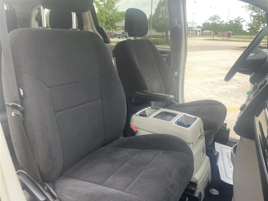 2011 Chrysler Town & Country 4dr Wgn Touring, available for sale in Elida, Ohio | Josh's All Under Ten LLC. Elida, Ohio 2011 Chrysler Town & Country 4dr Wgn Touring, available for sale in Elida, Ohio | Josh's All Under Ten LLC. Elida, Ohio