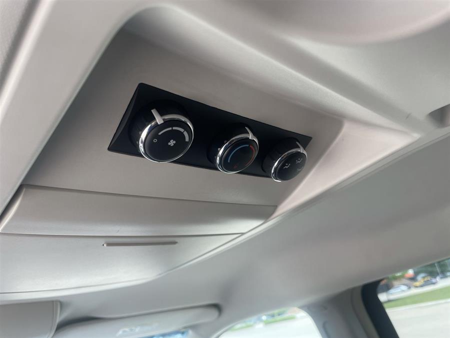 2009 Chrysler Town & Country 4dr Wgn Touring, available for sale in Elida, Ohio | Josh's All Under Ten LLC. Elida, Ohio 2009 Chrysler Town & Country 4dr Wgn Touring, available for sale in Elida, Ohio | Josh's All Under Ten LLC. Elida, Ohio