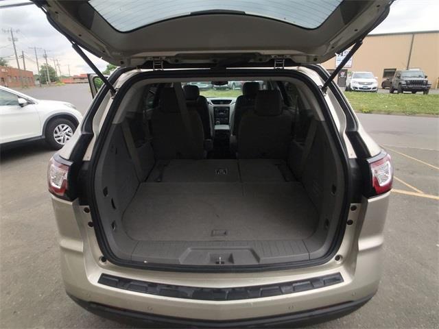 Used Chevrolet Traverse LT 2016 | Prestige Auto Superstore. Waterbury, Connecticut Used Chevrolet Traverse LT 2016 | Prestige Auto Superstore. Waterbury, Connecticut