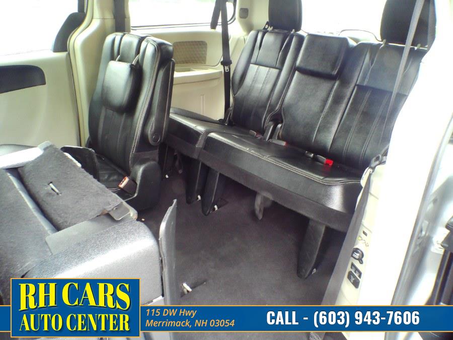Used Chrysler Town & Country 4dr Wgn Touring 2014 | RH Cars LLC. Merrimack, New Hampshire Used Chrysler Town & Country 4dr Wgn Touring 2014 | RH Cars LLC. Merrimack, New Hampshire