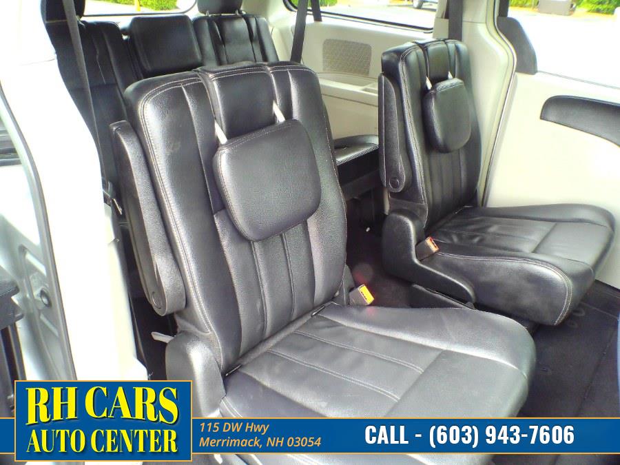 Used Chrysler Town & Country 4dr Wgn Touring 2014 | RH Cars LLC. Merrimack, New Hampshire Used Chrysler Town & Country 4dr Wgn Touring 2014 | RH Cars LLC. Merrimack, New Hampshire