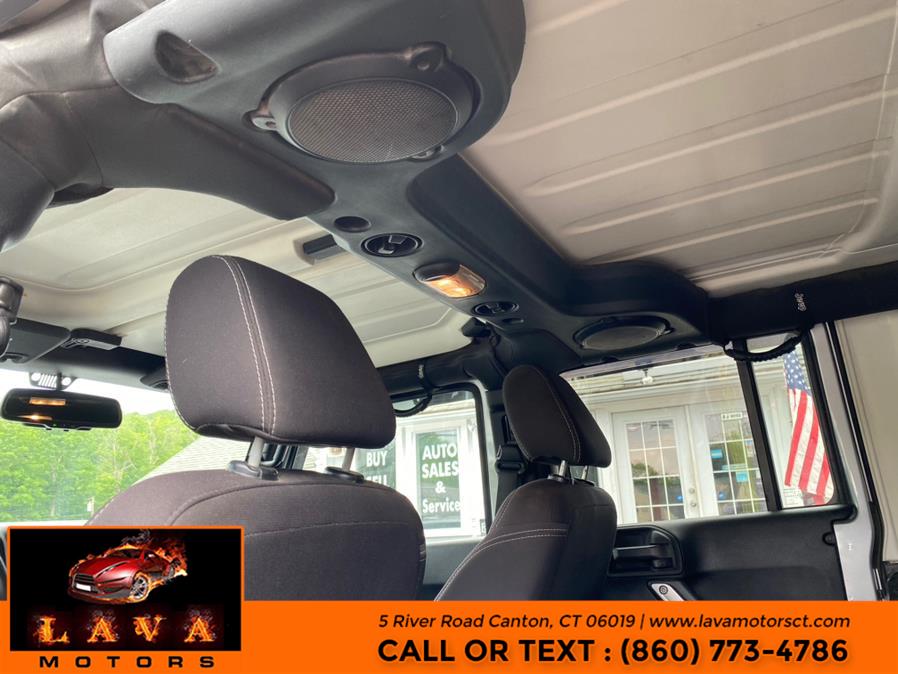 Used Jeep Wrangler Unlimited 4WD 4dr Sahara 2014 | Lava Motors. Canton, Connecticut Used Jeep Wrangler Unlimited 4WD 4dr Sahara 2014 | Lava Motors. Canton, Connecticut