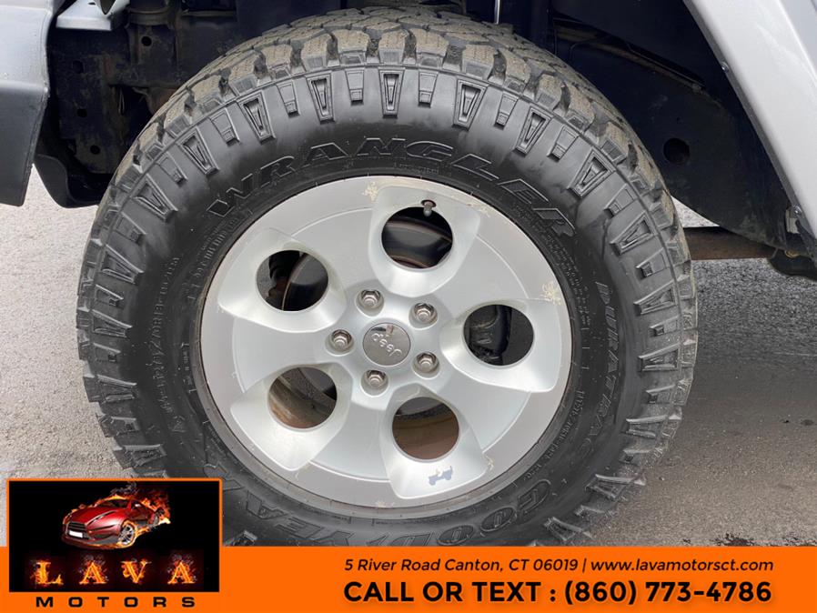Used Jeep Wrangler Unlimited 4WD 4dr Sahara 2014 | Lava Motors. Canton, Connecticut Used Jeep Wrangler Unlimited 4WD 4dr Sahara 2014 | Lava Motors. Canton, Connecticut