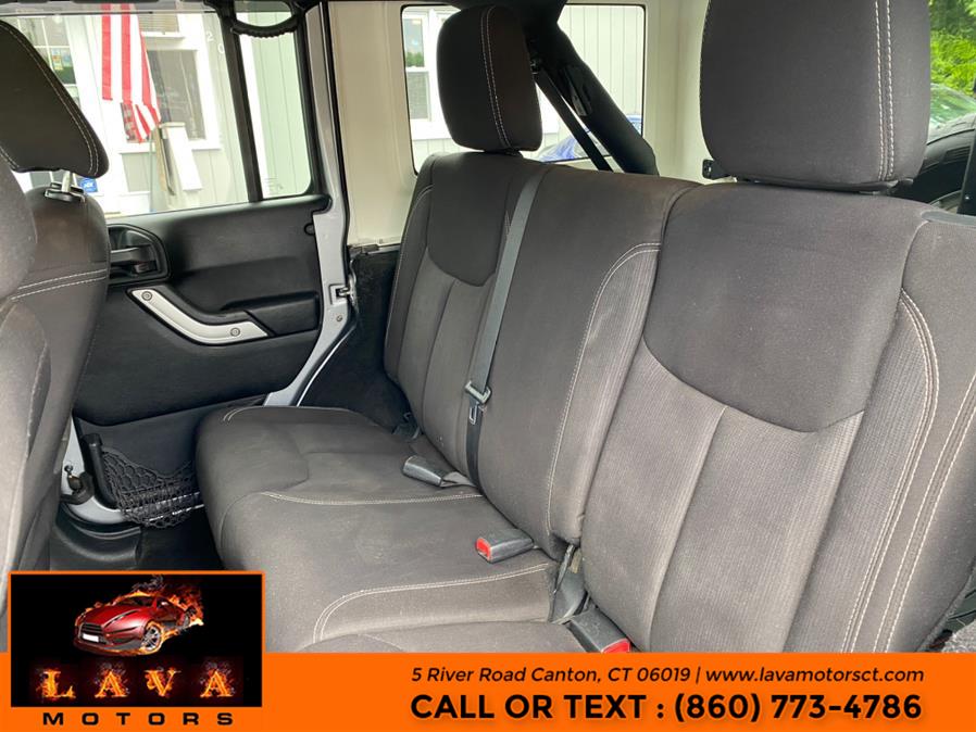 Used Jeep Wrangler Unlimited 4WD 4dr Sahara 2014 | Lava Motors. Canton, Connecticut Used Jeep Wrangler Unlimited 4WD 4dr Sahara 2014 | Lava Motors. Canton, Connecticut