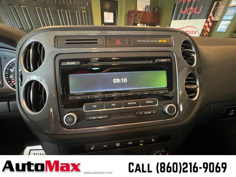 2014 Volkswagen Tiguan 4MOTION 4dr Auto SE w/Appearance, available for sale in West Hartford, Connecticut | AutoMax. West Hartford, Connecticut 2014 Volkswagen Tiguan 4MOTION 4dr Auto SE w/Appearance, available for sale in West Hartford, Connecticut | AutoMax. West Hartford, Connecticut