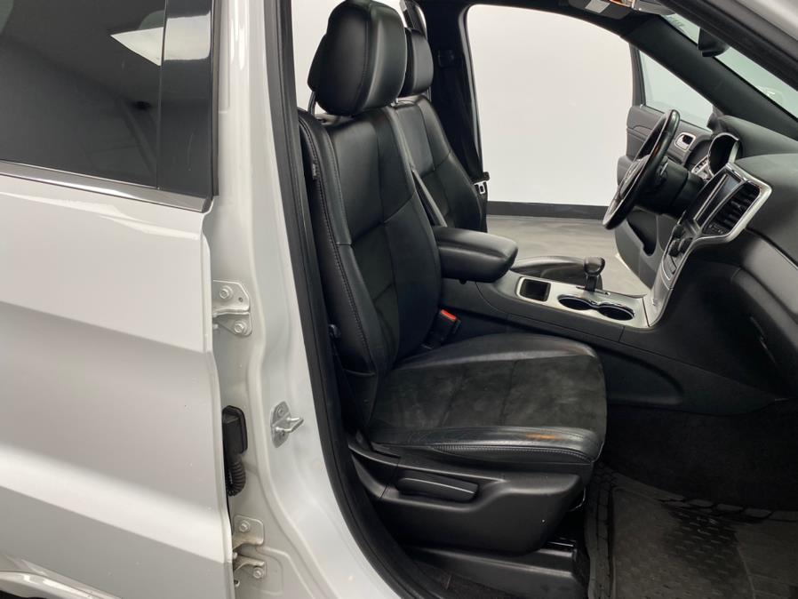 Used Jeep Grand Cherokee 4WD 4dr Altitude 2015 | M Auto Group. Elizabeth, New Jersey Used Jeep Grand Cherokee 4WD 4dr Altitude 2015 | M Auto Group. Elizabeth, New Jersey