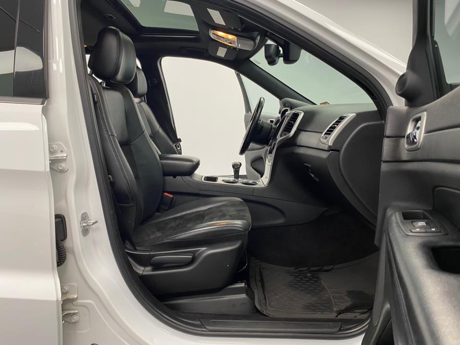 Used Jeep Grand Cherokee 4WD 4dr Altitude 2015 | M Auto Group. Elizabeth, New Jersey Used Jeep Grand Cherokee 4WD 4dr Altitude 2015 | M Auto Group. Elizabeth, New Jersey
