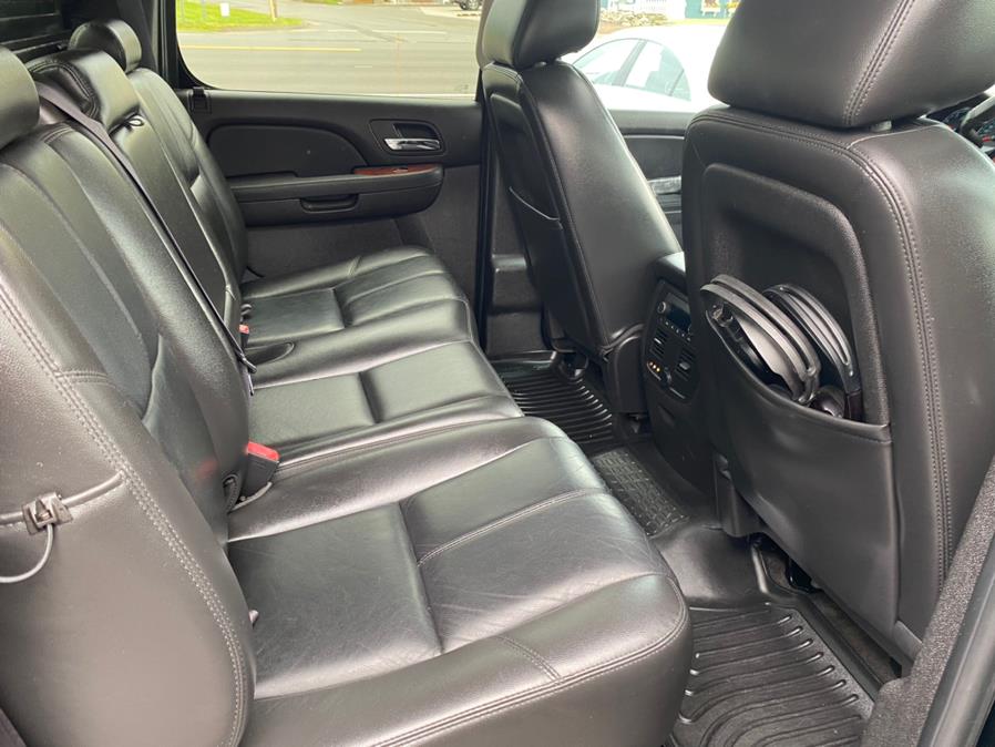 Used Chevrolet Avalanche 4WD Crew Cab LT 2012 | Lava Motors 2 Inc. Canton, Connecticut Used Chevrolet Avalanche 4WD Crew Cab LT 2012 | Lava Motors 2 Inc. Canton, Connecticut
