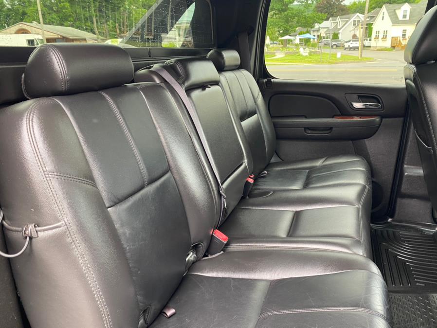 Used Chevrolet Avalanche 4WD Crew Cab LT 2012 | Lava Motors 2 Inc. Canton, Connecticut Used Chevrolet Avalanche 4WD Crew Cab LT 2012 | Lava Motors 2 Inc. Canton, Connecticut