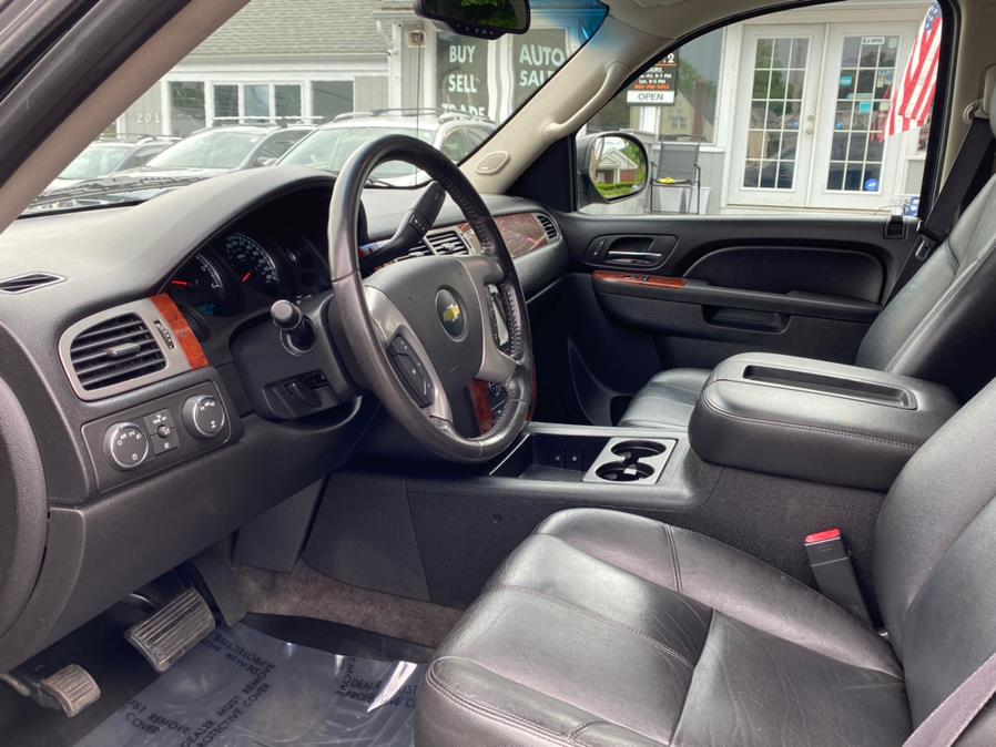 Used Chevrolet Avalanche 4WD Crew Cab LT 2012 | Lava Motors 2 Inc. Canton, Connecticut Used Chevrolet Avalanche 4WD Crew Cab LT 2012 | Lava Motors 2 Inc. Canton, Connecticut