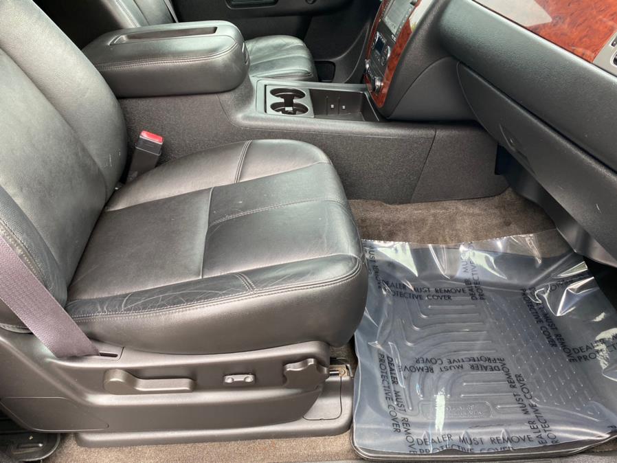 Used Chevrolet Avalanche 4WD Crew Cab LT 2012 | Lava Motors 2 Inc. Canton, Connecticut Used Chevrolet Avalanche 4WD Crew Cab LT 2012 | Lava Motors 2 Inc. Canton, Connecticut