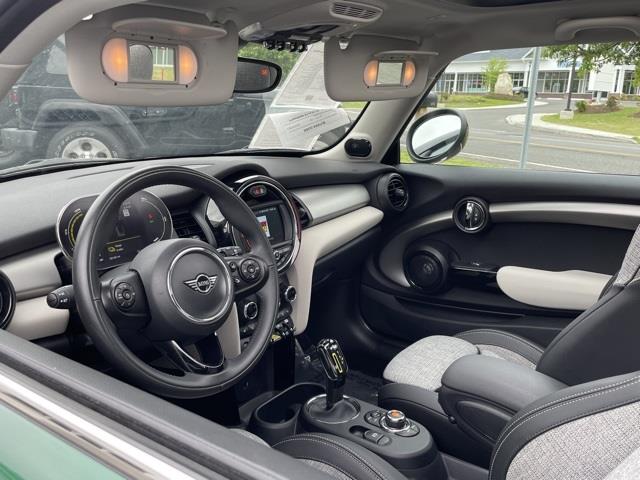 Used Mini Cooper Electric Signature Plus 2020 | Blasius of Danbury. Danbury, Connecticut Used Mini Cooper Electric Signature Plus 2020 | Blasius of Danbury. Danbury, Connecticut