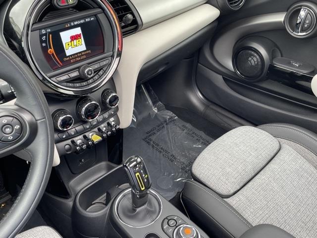 Used Mini Cooper Electric Signature Plus 2020 | Blasius of Danbury. Danbury, Connecticut Used Mini Cooper Electric Signature Plus 2020 | Blasius of Danbury. Danbury, Connecticut