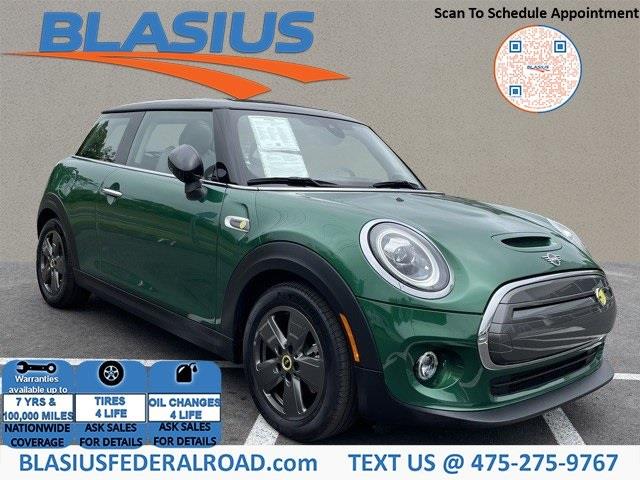 Used Mini Cooper Electric Signature Plus 2020 | Blasius of Danbury. Danbury, Connecticut Used Mini Cooper Electric Signature Plus 2020 | Blasius of Danbury. Danbury, Connecticut