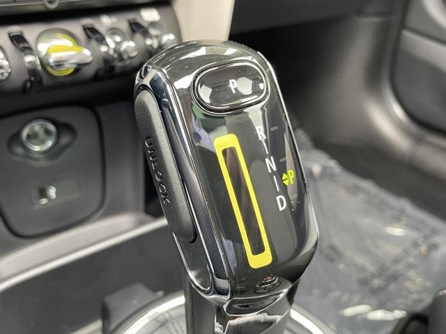 Used Mini Cooper Electric Signature Plus 2020 | Blasius of Danbury. Danbury, Connecticut Used Mini Cooper Electric Signature Plus 2020 | Blasius of Danbury. Danbury, Connecticut