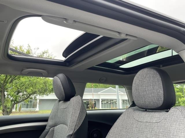 Used Mini Cooper Electric Signature Plus 2020 | Blasius of Danbury. Danbury, Connecticut Used Mini Cooper Electric Signature Plus 2020 | Blasius of Danbury. Danbury, Connecticut