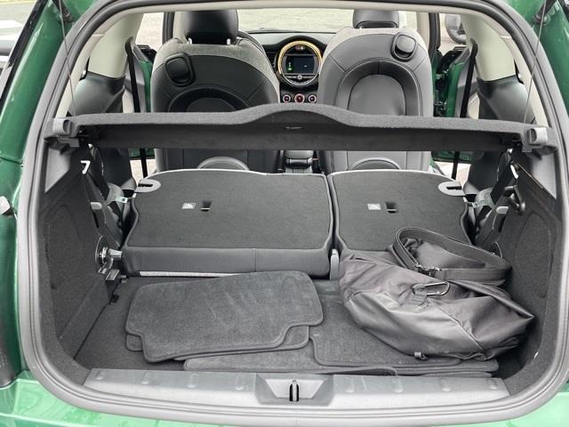 Used Mini Cooper Electric Signature Plus 2020 | Blasius of Danbury. Danbury, Connecticut Used Mini Cooper Electric Signature Plus 2020 | Blasius of Danbury. Danbury, Connecticut
