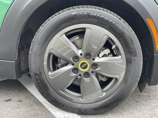 Used Mini Cooper Electric Signature Plus 2020 | Blasius of Danbury. Danbury, Connecticut Used Mini Cooper Electric Signature Plus 2020 | Blasius of Danbury. Danbury, Connecticut